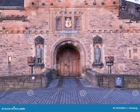 Entrance Gate To Edinburgh Castle Editorial Image - Image of cliff, apital: 49205865