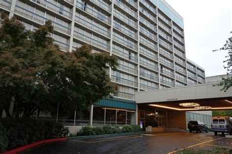 Hotel/Resort Review: Hilton Eugene & Conference Center – Eugene, Oregon