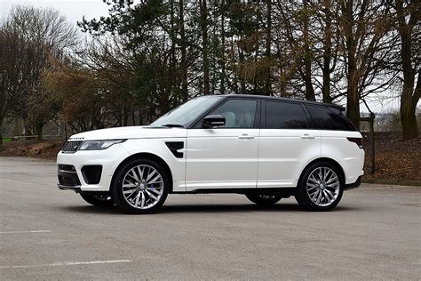 Range Rover Sport: SVR - Reforma UK