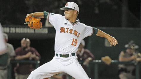 Miami Hurricanes baseball announces its starting rotation | Miami Herald