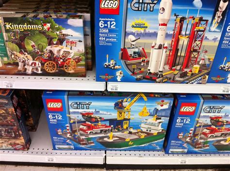 LEGO 2011 Sets at Toys R Us and Target – Brick Update