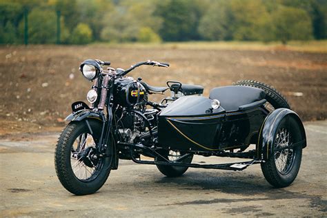 1939 Kurogane Type 95 - Pipeburn