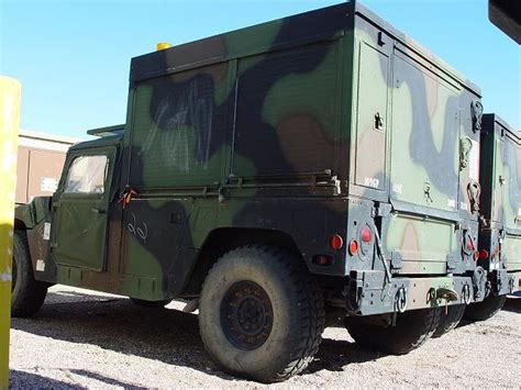 M1097 M1097A1 M1097A2 HMMWV Humvee heavy shelter carrier technical data sheet specifications informa