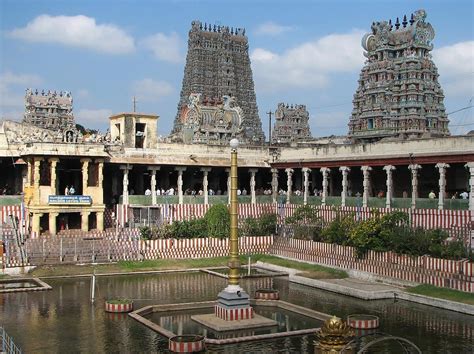 Meenakshi Temple, Madurai Complete Travel Guide: How to Reach, History, Timings - Tusk Travel