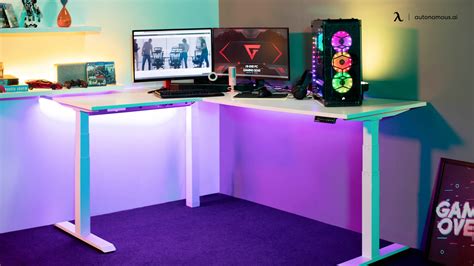 9 RGB Gaming Desks & A DIY Guide for RGB Gaming Setup