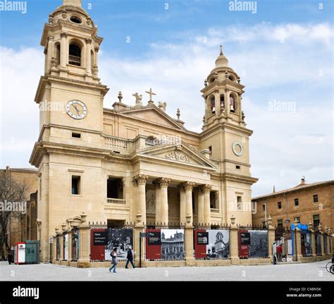 Pamplona old city hi-res stock photography and images - Alamy