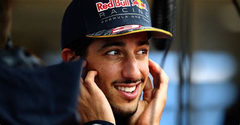 Daniel Ricciardo in hot seat as F1 silly season heats up