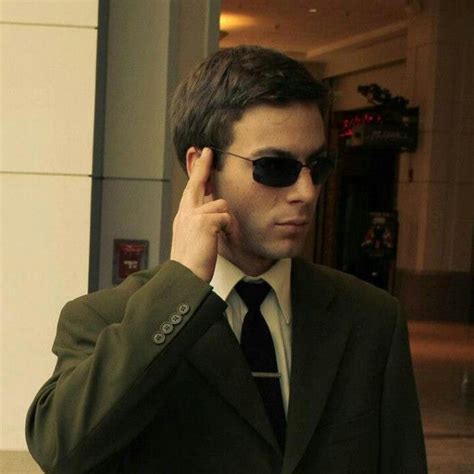 Agent Smith - The Matrix | Mens sunglasses, Agent smith, Cosplay