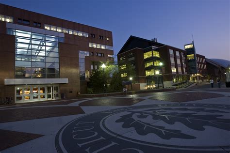 Five dorms in quarantine after UConn sees highest spike of cases in a single day | The Daily Campus