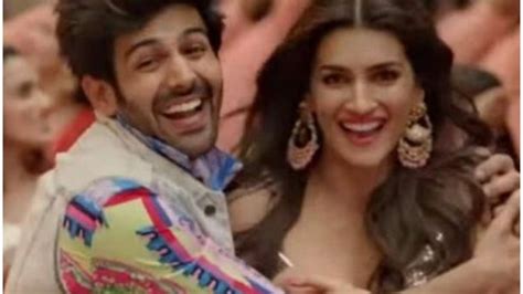 Luka Chuppi Poster Lagwa Do Song: Kartik Aaryan, Kriti Sanon dazzle in new version of Akshay ...