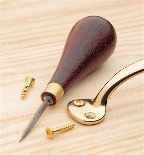 Square-Blade Awl for Hardwoods - Lee Valley Tools