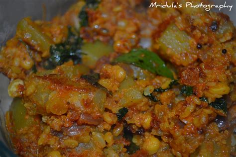 Every Day Cooking simplified...: Bottle Gourd Green Gram curry