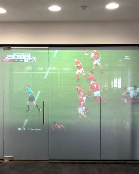 Switchable Smart Glass Rear Projection Screen - Priviglaze Smart Glass UK