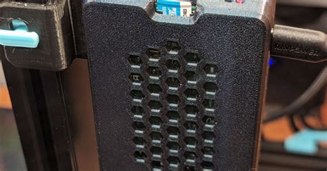 Raspberry Pi 4 Model B case with clip for Sovol SV06 Plus 2040 frame ...