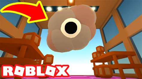 THE BOSS BATTLE ON THE TOP FLOOR IN ROBLOX CLEANING SIMULATOR - YouTube