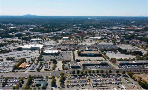 Can real estate giant CBRE finally rescue Gwinnett Place Mall ...