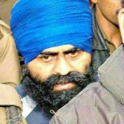 Public prosecutor turns surprise ally for Bhullar | India News - Times of India