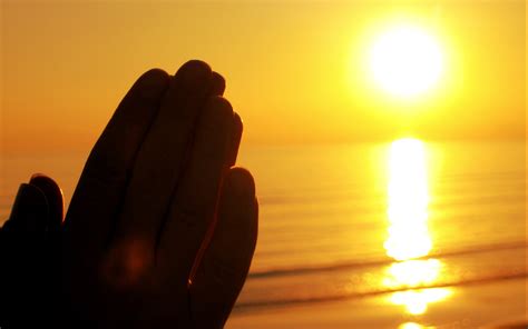 Free download Hands Prayer Wallpaper Christian Wallpapers and Backgrounds [1024x768] for your ...