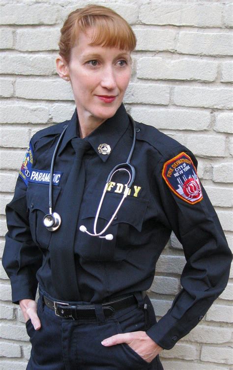 Pin von Zuriko Margiya auf Inspiration - Paramedic