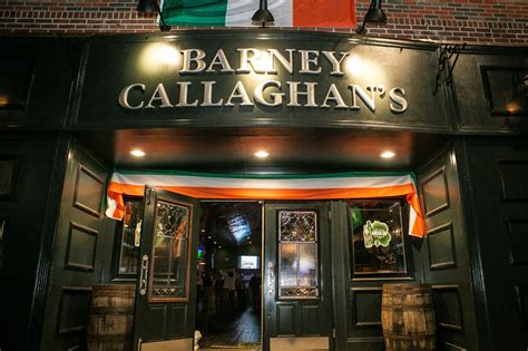 What makes a traditional Irish bar? - Chicago Tribune