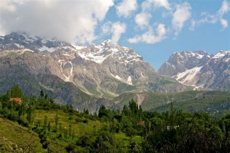 Best hikes in the world: Tien Shan Mountains, Kyrgyzstan - Wired For Adventure