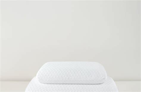 Tuft & Needle Pillow Review 2024 | Bed Pillows | U.S. News