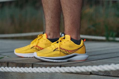 Cut in half: Saucony Kinvara 13 Review | RunRepeat