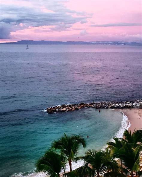 Sunsets in Puerto Vallarta are like something out of a fairytale | Puerto vallarta, Puerto ...