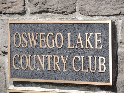 Oswego Lake Country Club - Oregon Courses