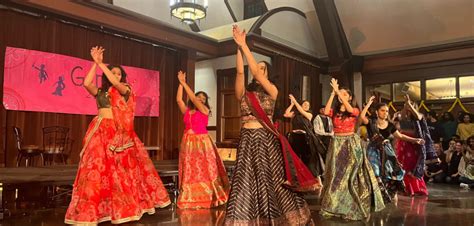 Garba Night celebrates South Asian culture on campus - The Brown and White