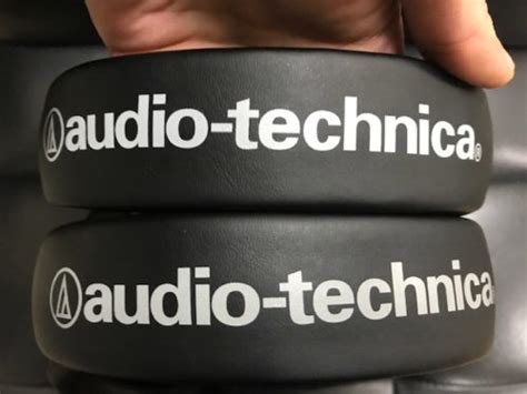 Audio-Technica ATH-M50x vs Audio-Technica ATH-M50xBT Review