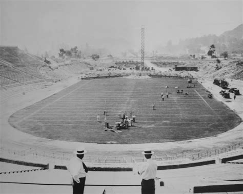 Construction Of The Rose Bowl Stadium History (36 x 24) - Walmart.com ...