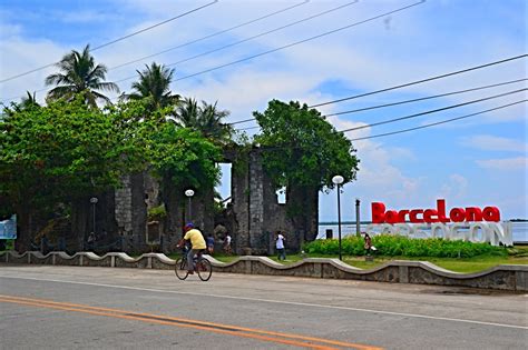 Sorsogon: Barcelona Ruins Park