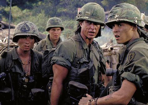 Foto de Kevin Dillon - Platoon : Foto Tom Berenger, Kevin Dillon ...