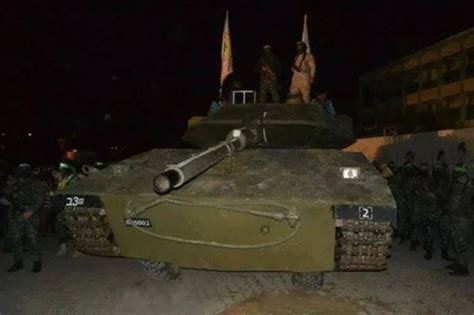 Hamas shows off 'terrifying new tank' - but can you spot why they're ...