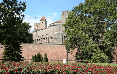 The Belgrade Fortress - the most visited tourist attraction in Belgrade * All PYRENEES · France ...