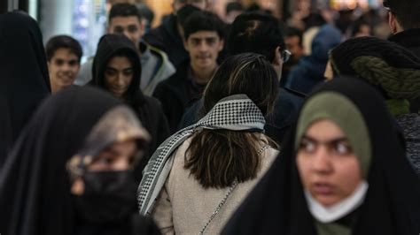 Their Hair Long and Flowing or in Ponytails, Women in Iran Flaunt Their Locks - The New York Times