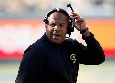 Grambling parts ways with football coach Broderick Fobbs – Crescent City Sports