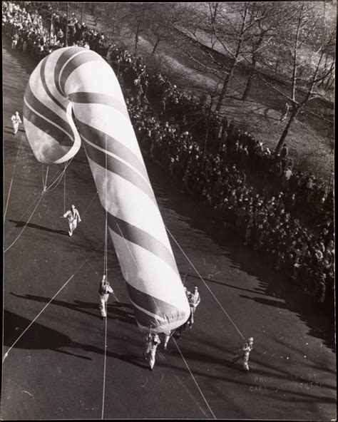 Macy's Thanksgiving Day Parade: A History in Pictures - JSTOR Daily