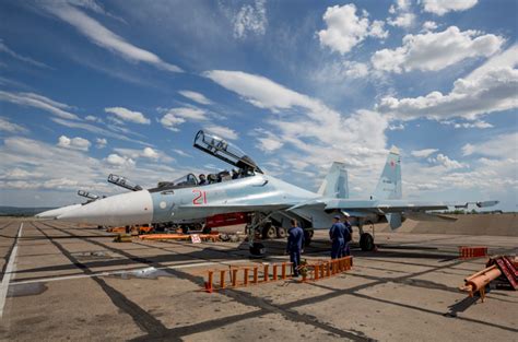 11 photos of the Su-30SM, Russia's answer to the F-15E Strike Eagle ...