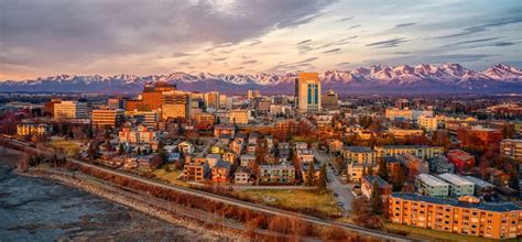 5 Best Cities in Alaska (A Local’s Picks)