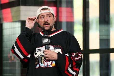 "Silent Bob" actor Kevin Smith shed his iconic hockey jersey wardrobe ...