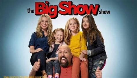 The Big Show Show Season 1 Review (Netflix, 2020) - W2Mnet