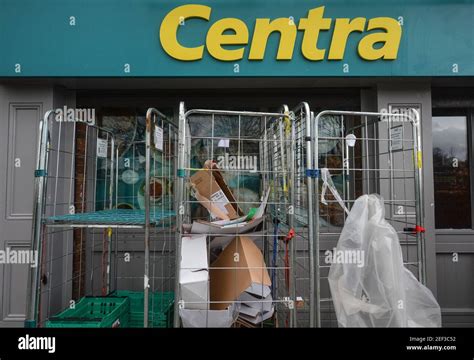 Centra convenience store hi-res stock photography and images - Alamy