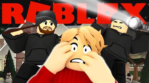 HOME ALONE 🏠 IN ROBLOX !! - YouTube