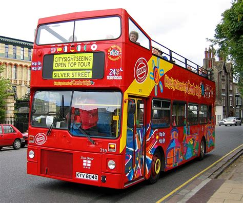 Hop On Hop Off Bus London - change comin