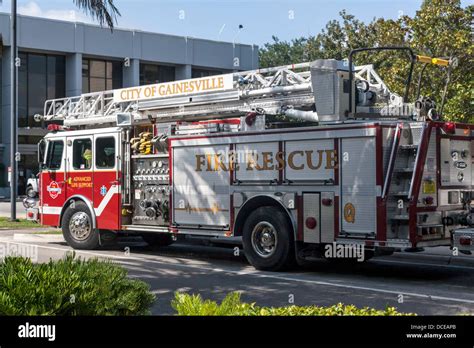 Fire truck ladder usa hi-res stock photography and images - Alamy