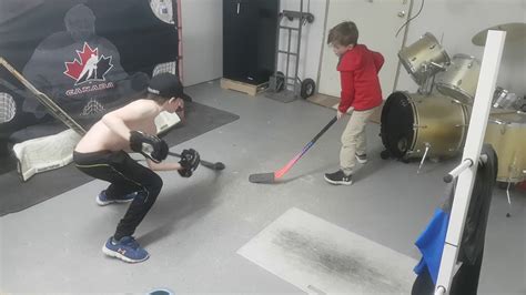 Extreme Junior Hockey Training Canada Croy Boys - YouTube