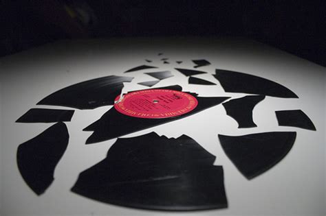 The History of the Vinyl Record and the Production of New Technologies - HubPages