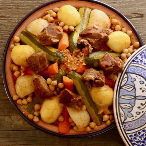 Tunisian Couscous - Traditional Tunisian Recipe | 196 flavors